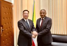 驻科摩罗大使会见科议长穆斯塔纳-中非友好经贸发展工作委员会