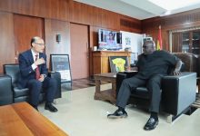 驻加纳大使会见总统府办公厅主任德布拉-中非友好经贸发展工作委员会